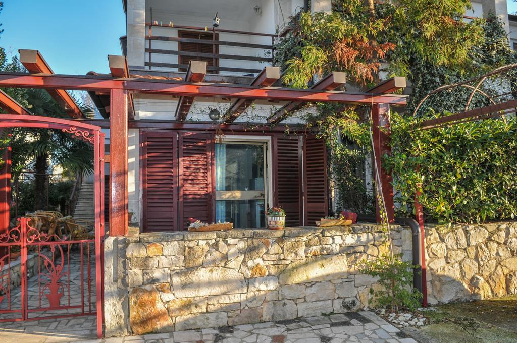 Apartments Finida ポレッチ 部屋 写真