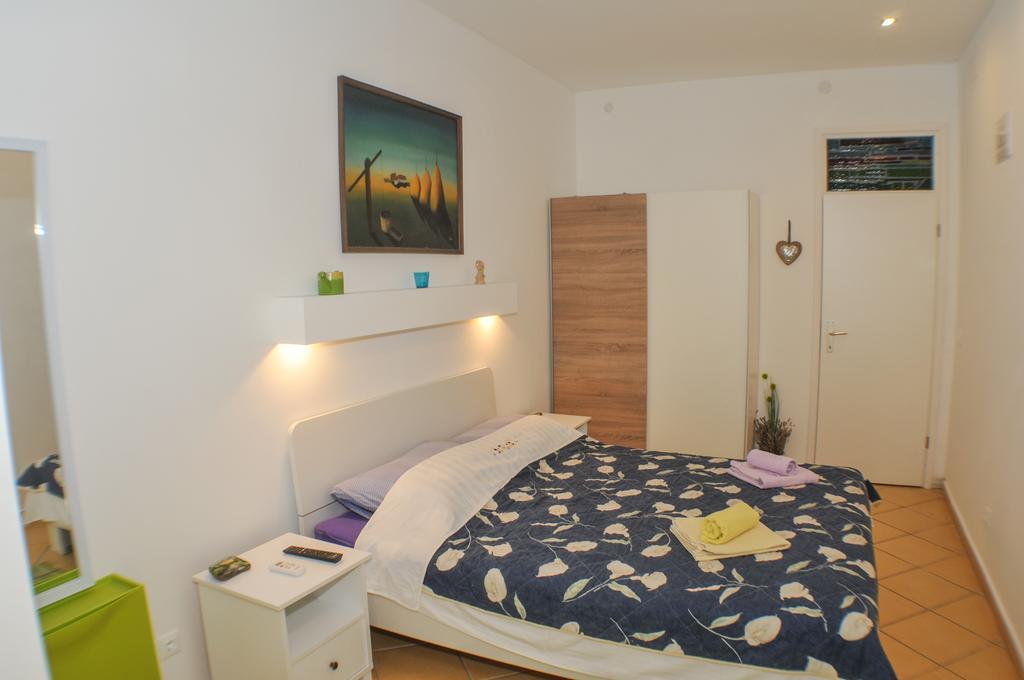 Apartments Finida ポレッチ 部屋 写真